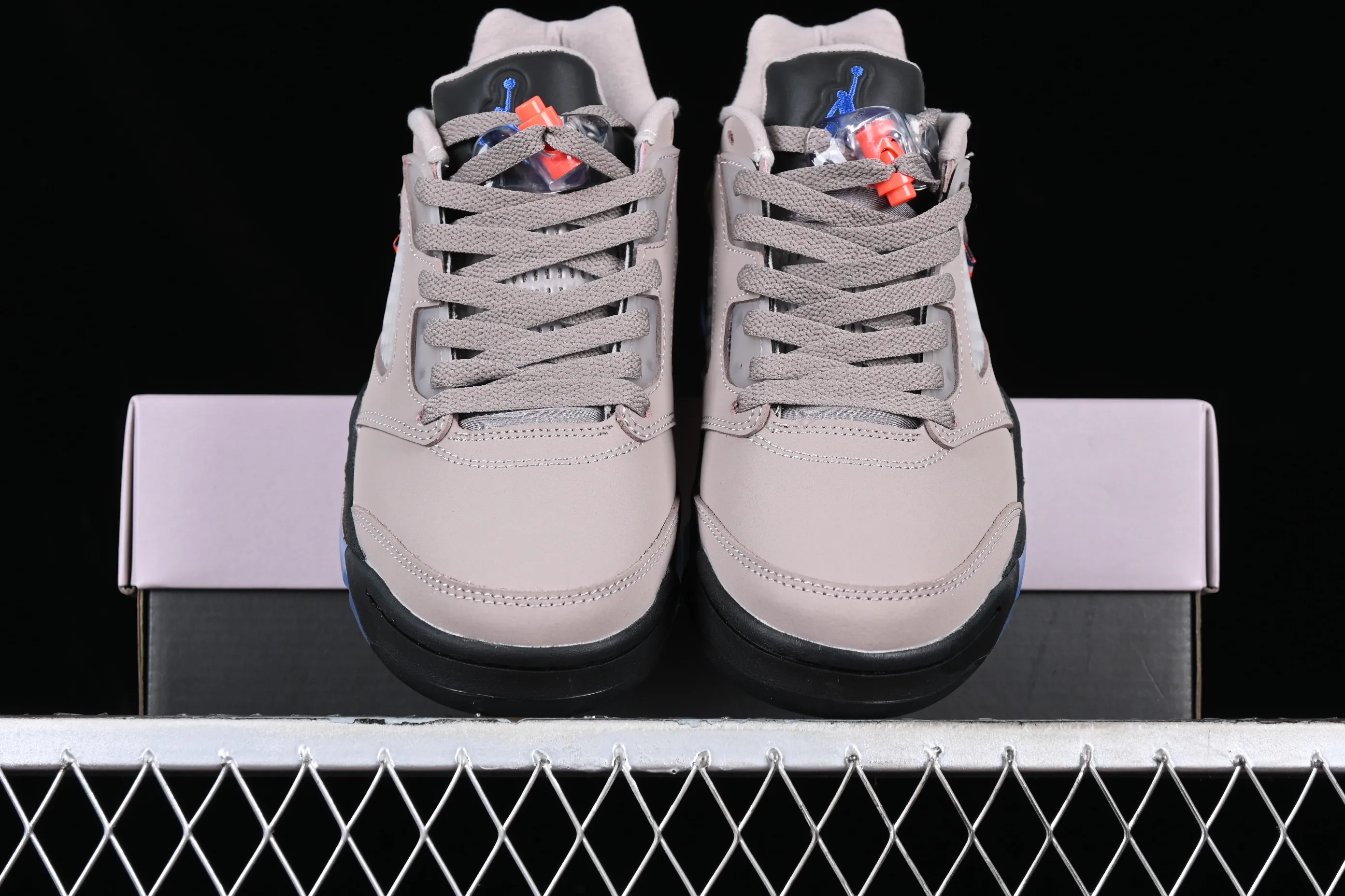 All categories Air Jordan Jordan series basketball shoes Air Jordan 5 PSG x Air Jordan 5 Low "PSG" AJ5 Joe 5 Paris Saint-Germain DX6325-204